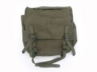 US army shop - M1956 buttpack • čtverec